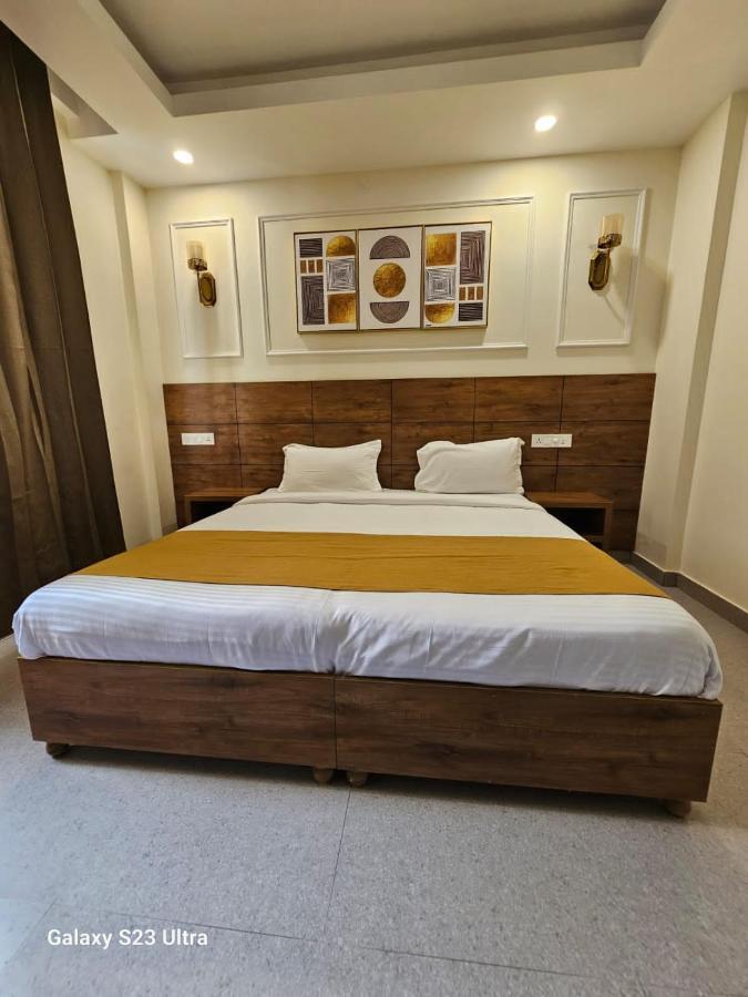רישיקש Hotel Nirvana Bliss, Behind Parmarth Niketan מראה חיצוני תמונה