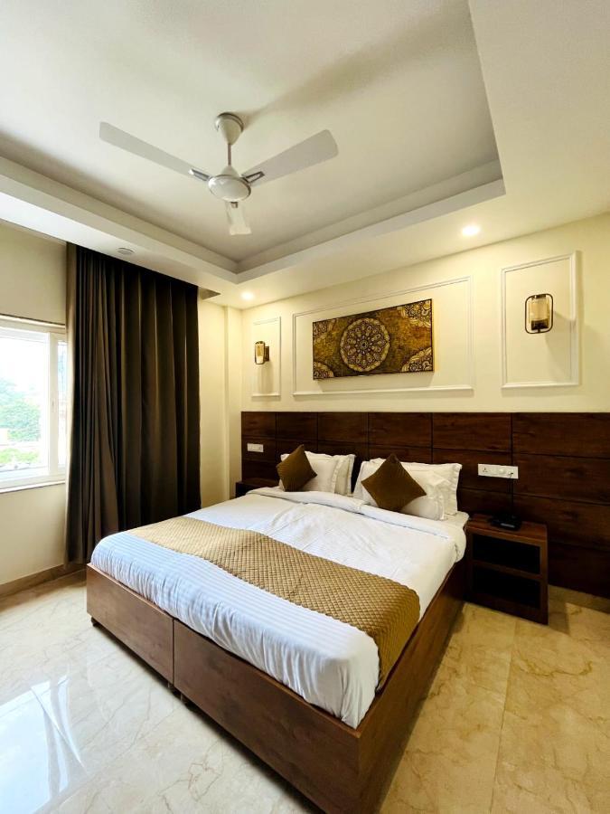 רישיקש Hotel Nirvana Bliss, Behind Parmarth Niketan מראה חיצוני תמונה