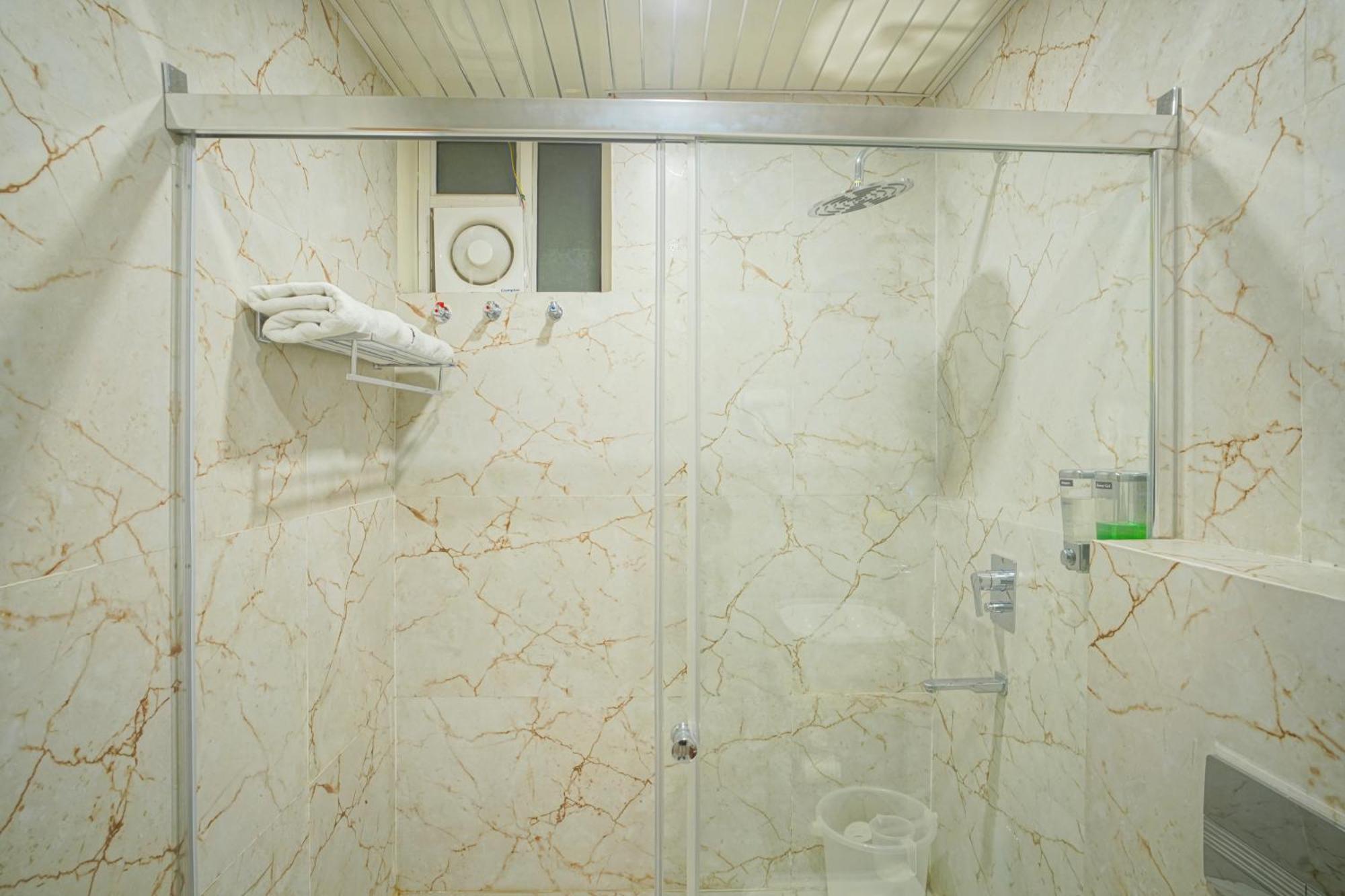 רישיקש Hotel Nirvana Bliss, Behind Parmarth Niketan מראה חיצוני תמונה