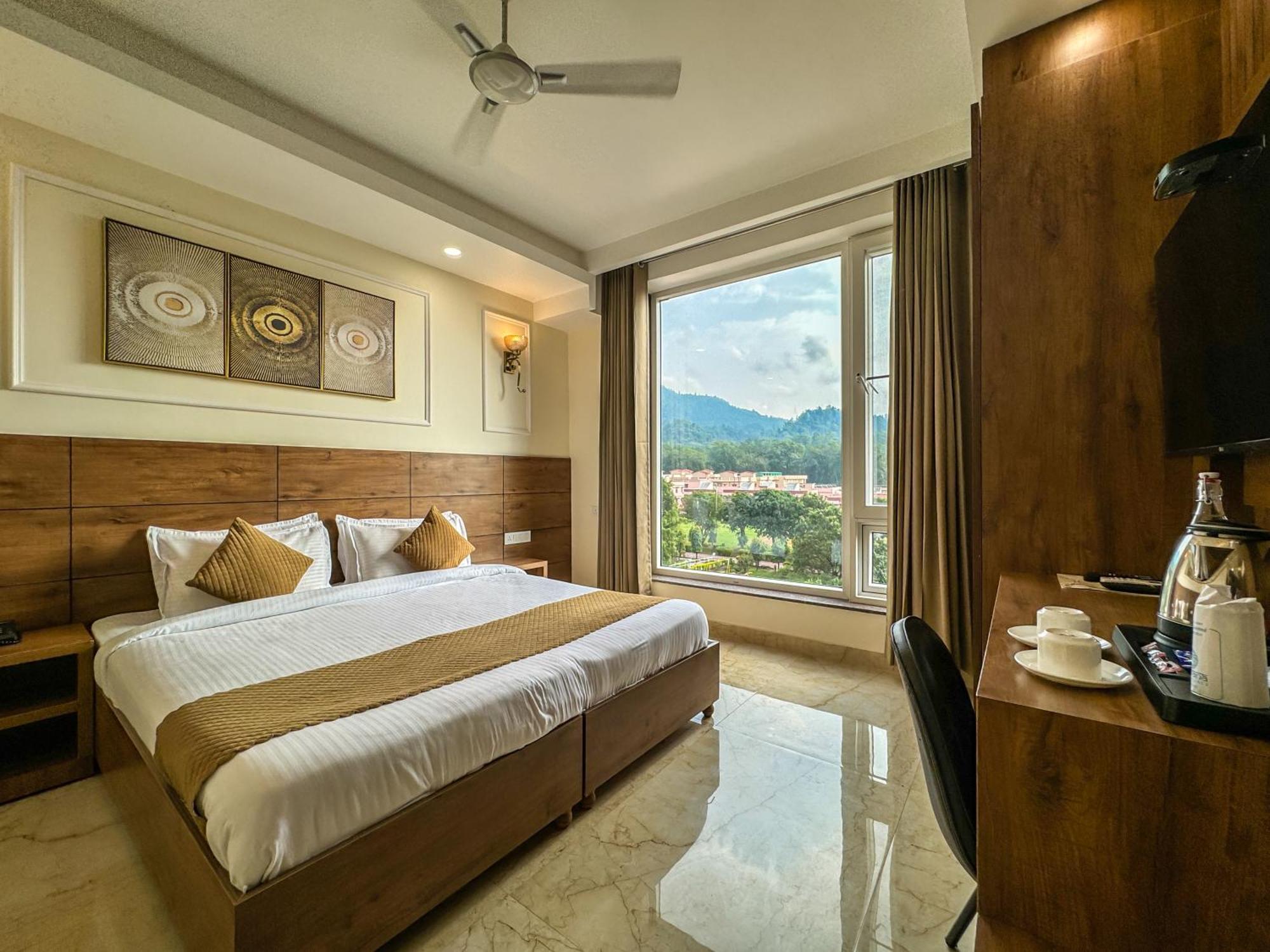 רישיקש Hotel Nirvana Bliss, Behind Parmarth Niketan מראה חיצוני תמונה