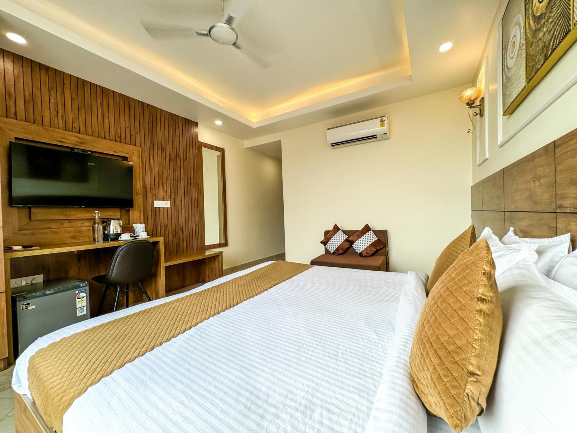 רישיקש Hotel Nirvana Bliss, Behind Parmarth Niketan מראה חיצוני תמונה