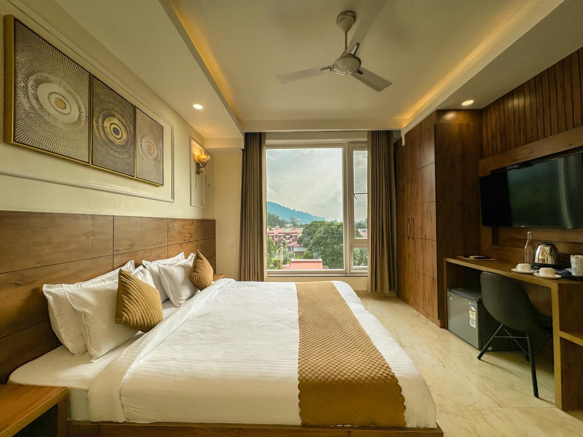 רישיקש Hotel Nirvana Bliss, Behind Parmarth Niketan מראה חיצוני תמונה