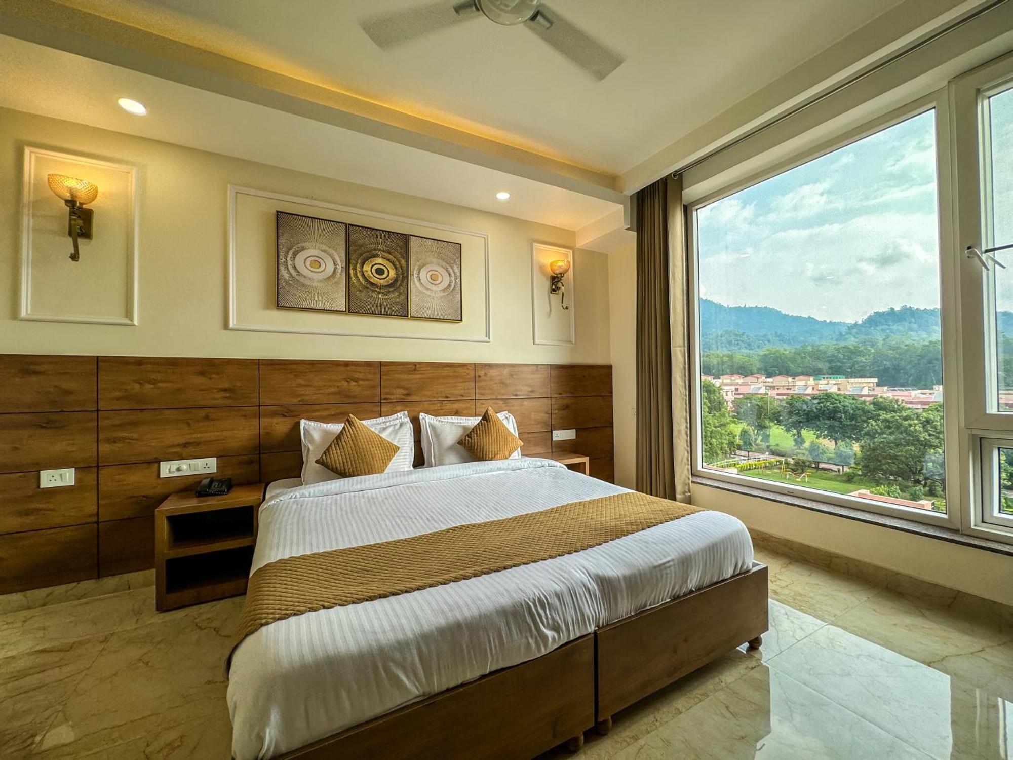 רישיקש Hotel Nirvana Bliss, Behind Parmarth Niketan מראה חיצוני תמונה