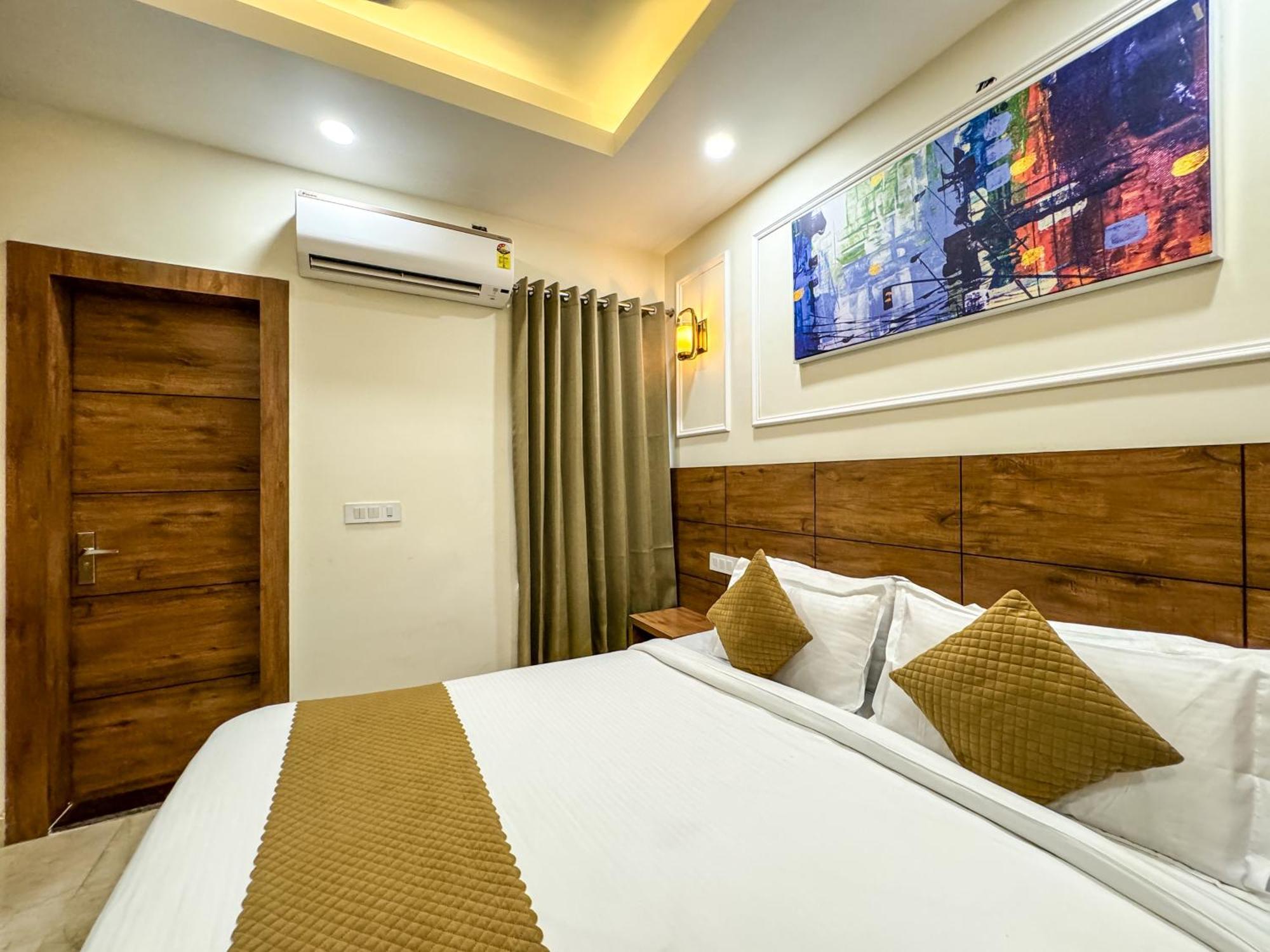 רישיקש Hotel Nirvana Bliss, Behind Parmarth Niketan מראה חיצוני תמונה