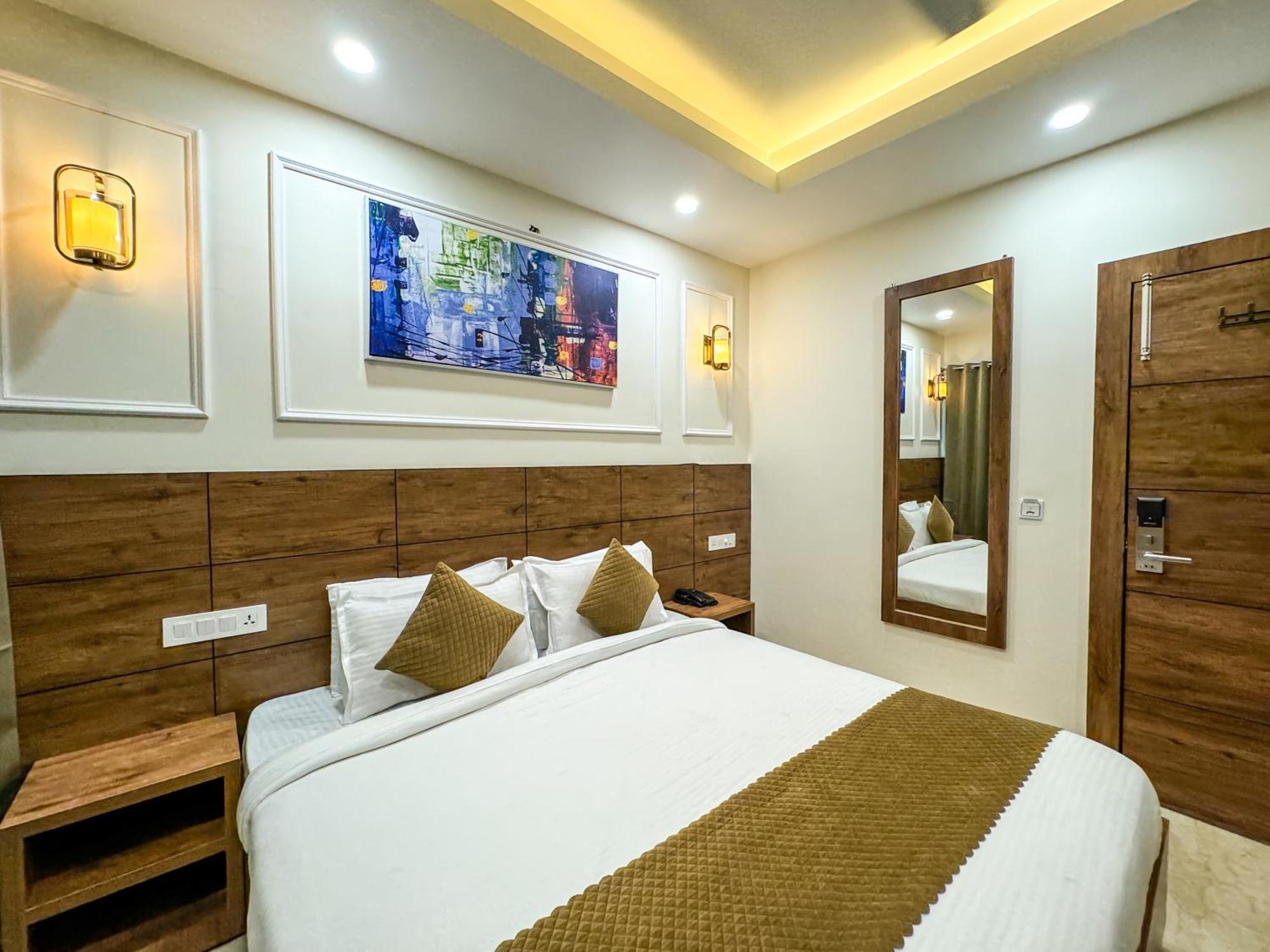 רישיקש Hotel Nirvana Bliss, Behind Parmarth Niketan מראה חיצוני תמונה
